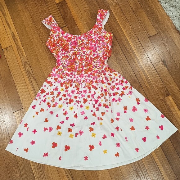 dressbarn Dresses & Skirts - 💓🤍 Dressbarn Cute Floral Dress